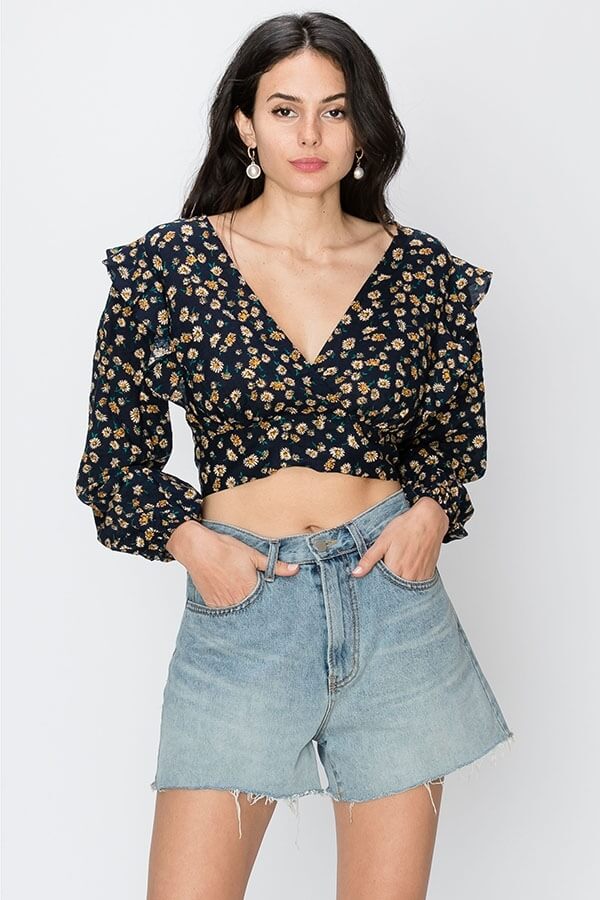 Lace and Point Crop Top – Bermère